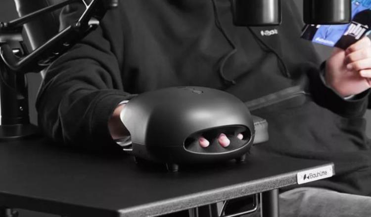 日本奇葩外设厂商推出了面向电竞专用暖手按摩仪