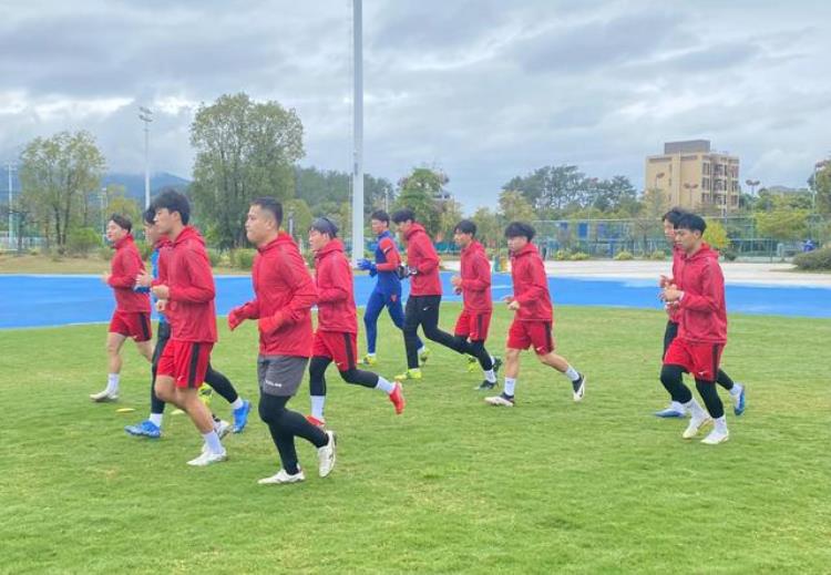 延边龙鼎足球俱乐部发布试训通知面向全国招募一线球员