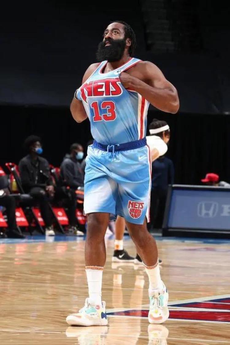 NBA现役最强的球员「现役最强NBA球员到底花落谁家」