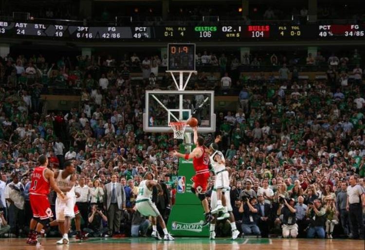 nba裁判误判处罚「改变冠军归属盘点NBA最有争议的十大判罚裁判决定比赛结果」