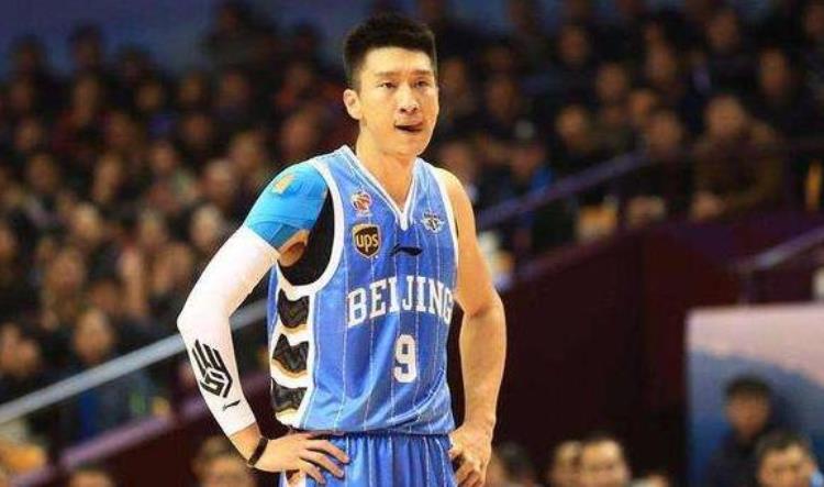 cba现役最强十大国内球员「中国具有NBA实力的12大球员现役6人上榜阿联仅排姚明大哥之后」
