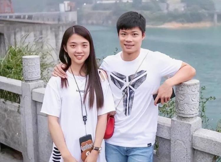 “亚洲飞人”苏炳添「亚洲飞人苏炳添出身广东中山农村对妻儿有愧疚」