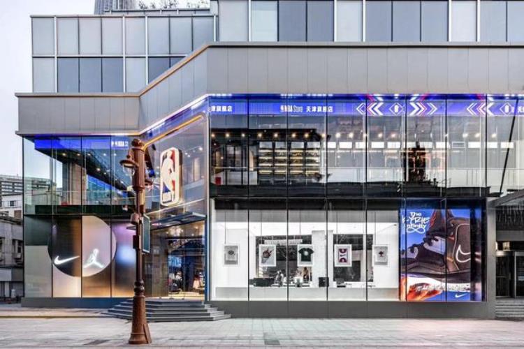 天津有没有nba实体店「1,500平米最新形象NBA旗舰店在天津开业解锁全方位消费新体验」