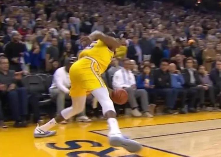 nba裁判误判处罚「改变冠军归属盘点NBA最有争议的十大判罚裁判决定比赛结果」