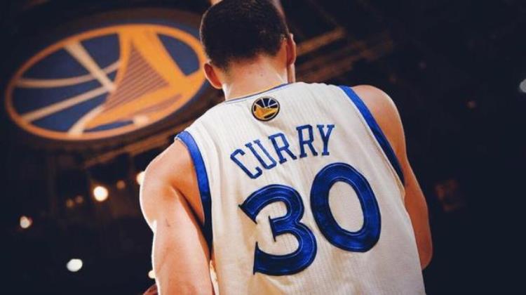 美媒评选nba现役十大控卫「球队发动机美媒评选新赛季NBA十大最强控卫前三名无争议」