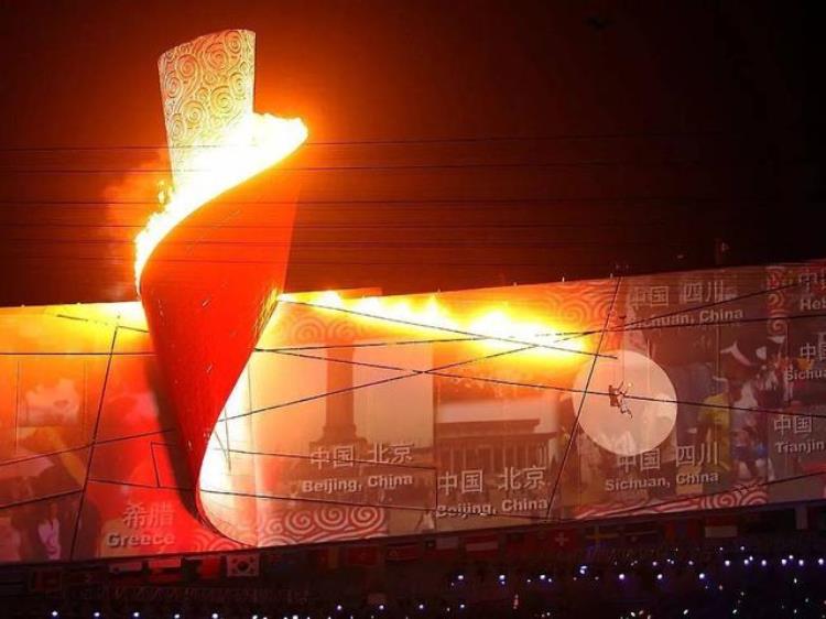 北京奥运会开幕13周年「13年前的北京奥运会开幕式何以让人疯狂」