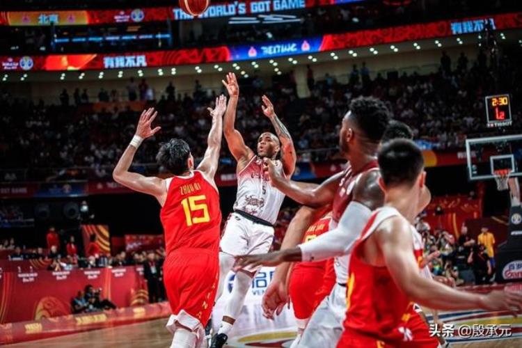 上海大鲨鱼为什么打nba「上海大鲨鱼连续成为背景帝为什么对NBA季前赛乐此不疲」