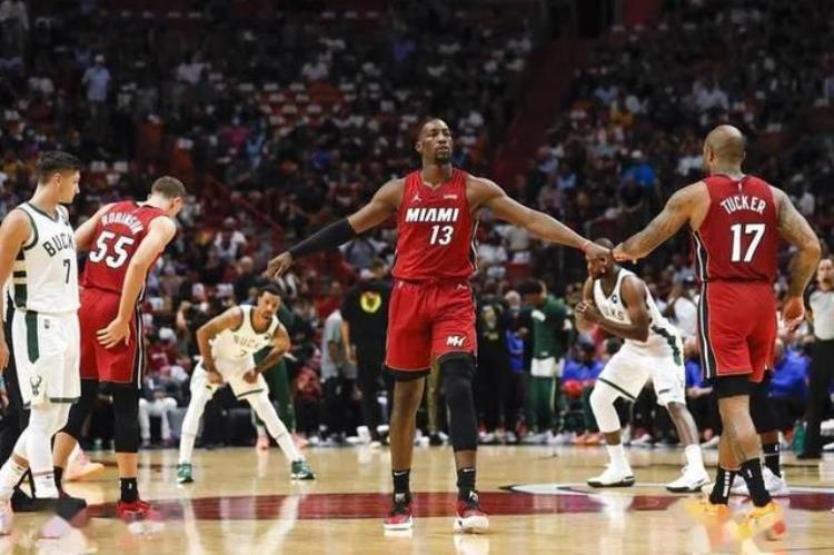 哈斯勒姆什么时候退役「且看且珍惜哈斯勒姆领衔NBA现役年龄最大的十位球星」