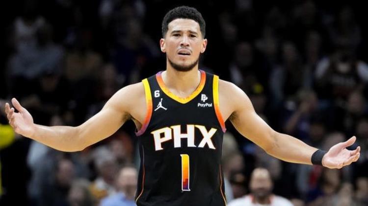 NBA颁奖礼:字母哥获常规赛MVP,东契奇当选最佳新秀「NBA官方更新MVP榜字母哥力压东契奇居首库里杜兰特首进前十」