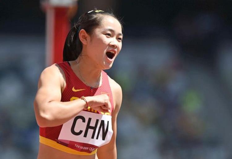 运动员梁小静身高「34中国女飞人34梁小静身高不足一米六屡破纪录速度惊呆黑人选手」
