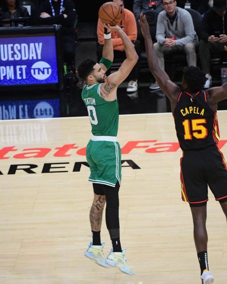 一周NBA上脚杜兰特上脚OW联名精英科比9重现江湖
