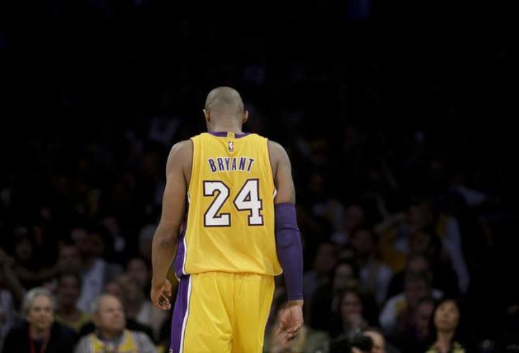 为何叫nba球星都喊他们的姓而科比喊的是名「为何叫NBA球星都喊他们的姓而科比喊的是名」
