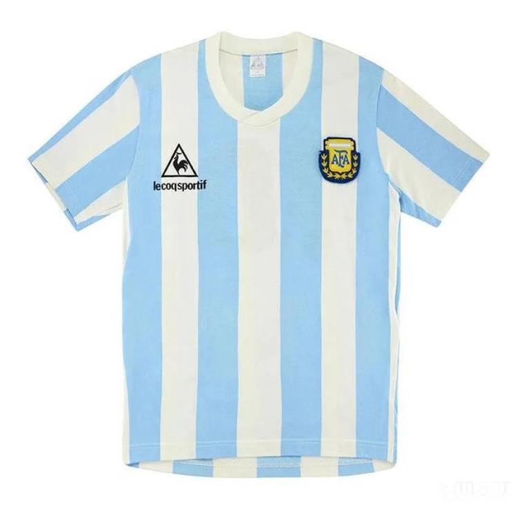 阿根廷2022世界杯球衣谍照「阿根廷国家队2022世界杯主场球衣第一手信息释出」