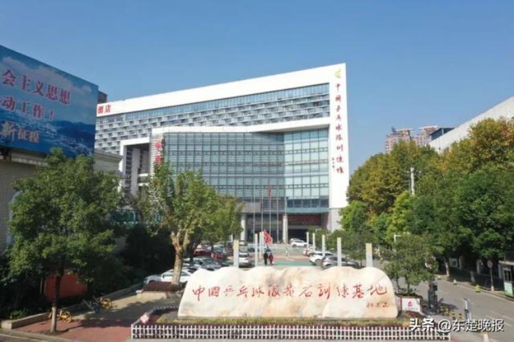 cctv5现场直播乒乓球「CCTV5直播国乒赛对外售票看球去」