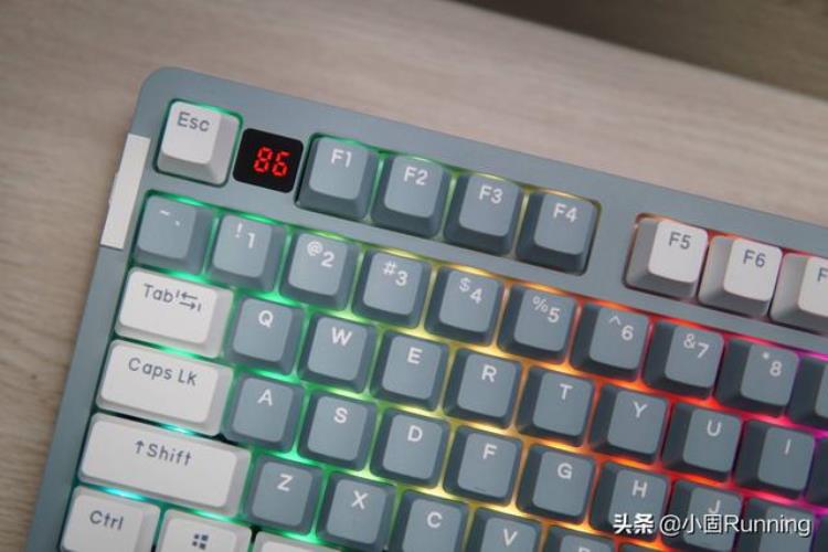 初体验达尔优A98天空轴V3目前我用过最静音的机械键盘