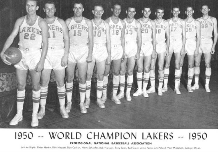 历史上的今天1949年8月3日BAA与国家篮球联盟合并改名NBA