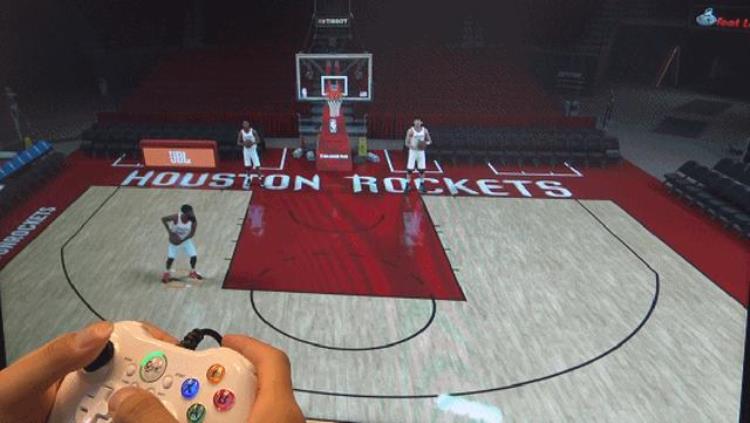 北通阿修罗2游戏手柄NBA2K18背身进攻指令