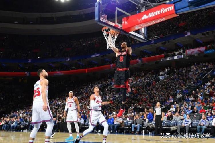 nba总决赛第五场裁判「看这么久NBA第一次见到场上6打5啊裁判差点都被骗了」