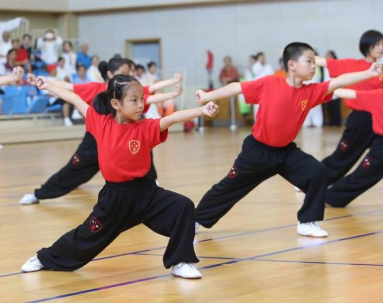 国球乒乓底蕴深厚国粹武术历史悠久但上海开展这两项运动时都瞄准了孩子