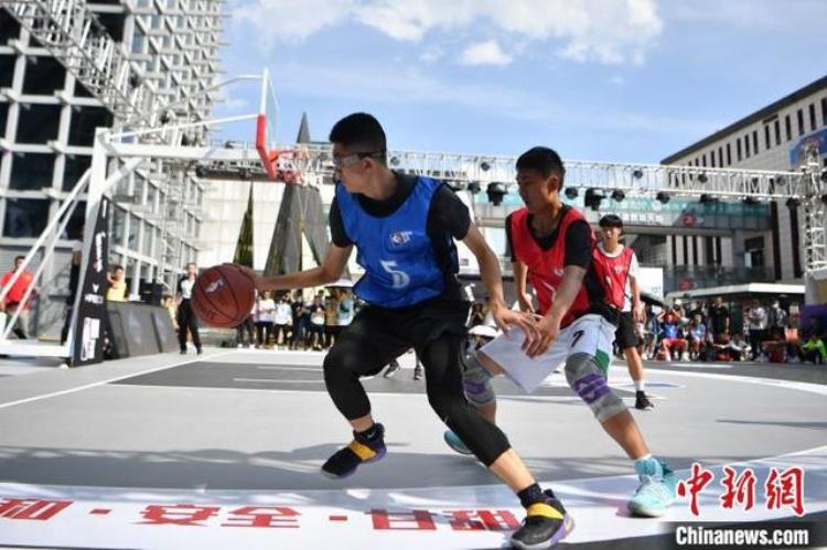 nba3x3昆明站「NBA3X三人篮球挑战赛昆明站开赛各路篮球高手诠释不止是单挑」