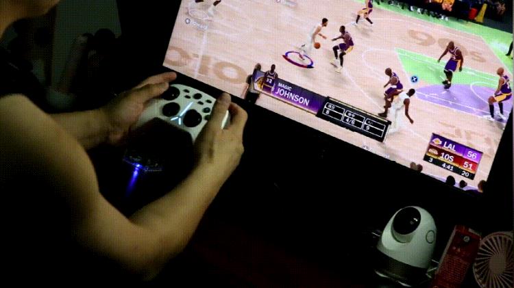 凭什么游戏手柄才是nba2k20的好搭档「凭什么游戏手柄才是NBA2K20的好搭档」
