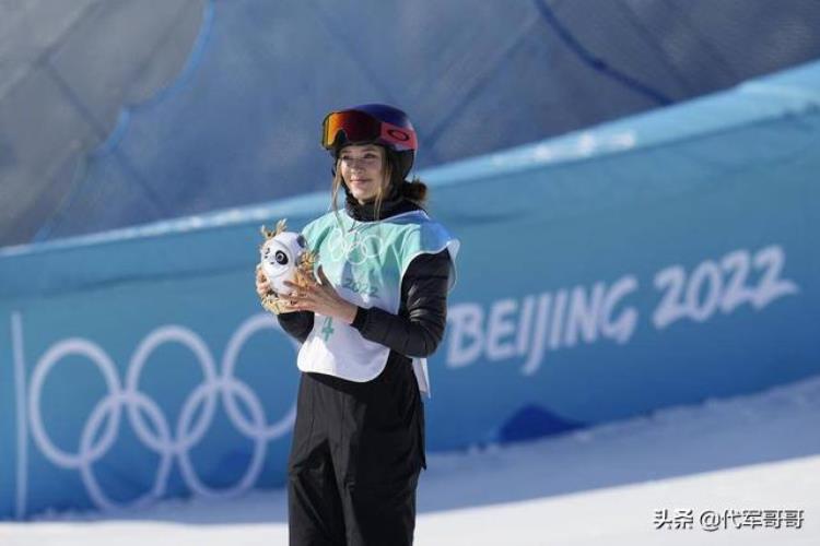 你知道哪些在冬奥会上为中国争光的运动员「冬奥会赛场上最受瞩目的10位运动员看看都有谁」