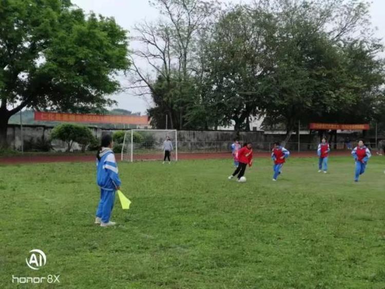 少年中国|乡镇学校发展校园足球缺资金更缺师资