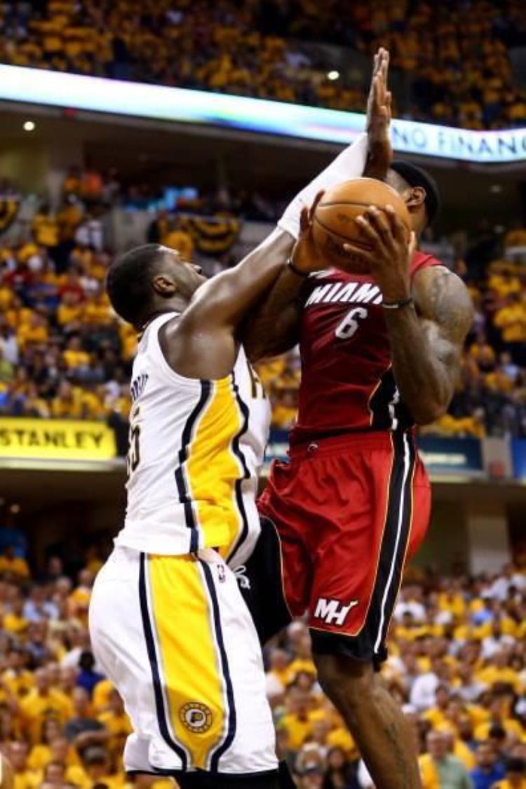 NBA进攻规则「为了进攻观赏性这些年NBA修改8项规则如今还能看到4步上篮」