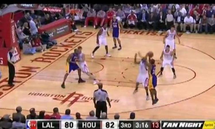 NBA进攻规则「为了进攻观赏性这些年NBA修改8项规则如今还能看到4步上篮」