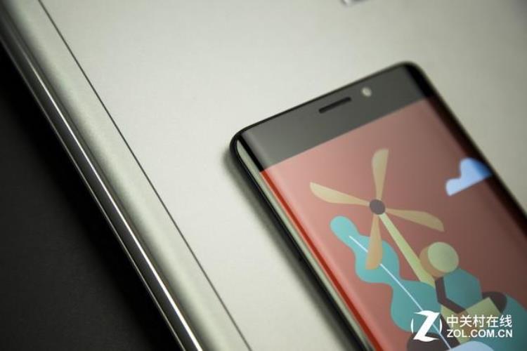 小米note2评价「小米Note2评测这块曲面屏我想给负分」