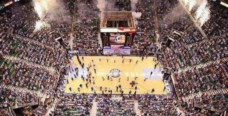 NBA5大魔鬼主场掘金海拔达1606米绿军在地板设置运球陷阱