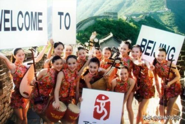 雅典奥运会八分钟张艺谋「雅典奥运会上34北京8分钟34现场反响热烈导演张艺谋却被骂惨」