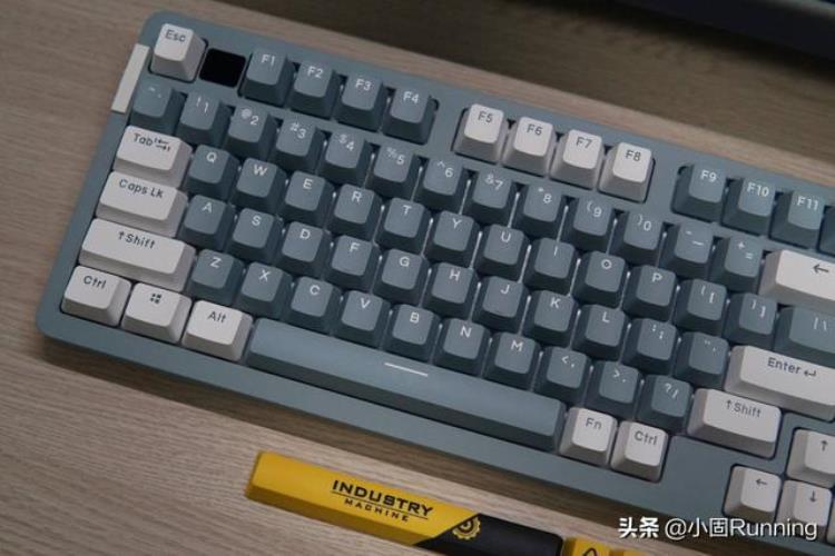 初体验达尔优A98天空轴V3目前我用过最静音的机械键盘