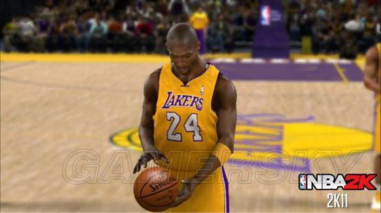 nba2k科比模型「NBA2K游戏中科比历代造型对比后期堪比真人」