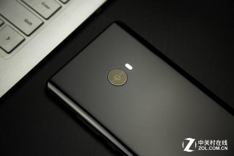 小米note2评价「小米Note2评测这块曲面屏我想给负分」