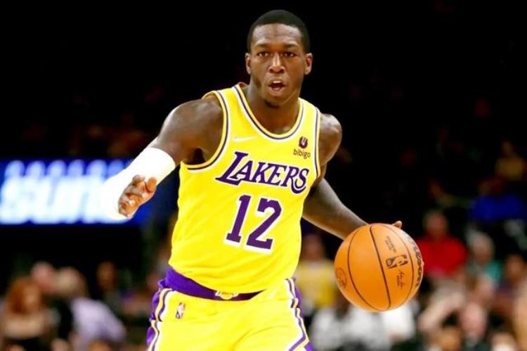 nba2k21球员评分上涨「美媒预测湖人17名球员的NBA2K23评分谁被高估了」