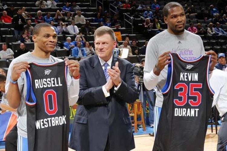 nba哪个老板最穷「NBA最穷和最富的老板分别都是谁哪些老板还不如旗下球员有钱」