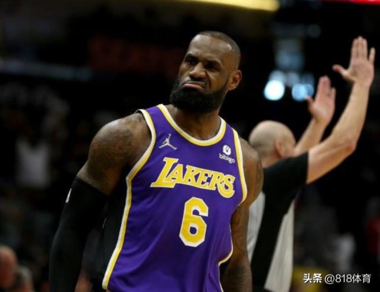 NBA名记:詹姆斯下赛季将改穿6号「历史第一人!NBA宣布退役拉塞尔6号球衣,詹皇等10人获准继续穿6号」