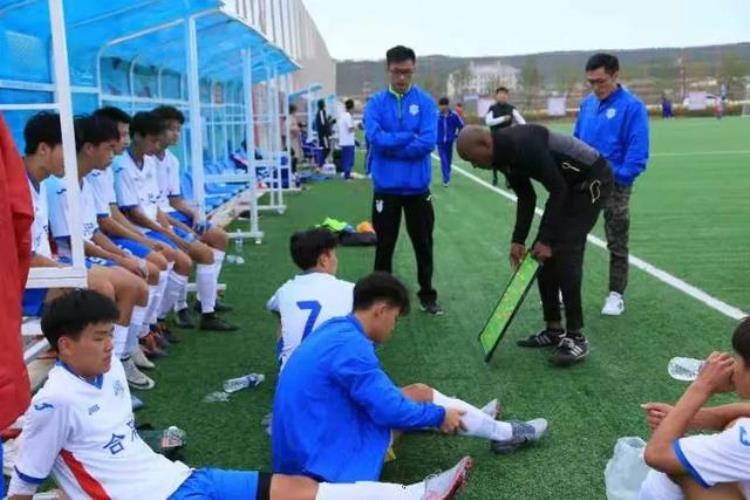 安徽青少年足球锦标赛「少年中国派出13支球队包揽安徽全省13冠下一步他们要走向全国」