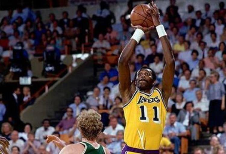 nba球衣11号是谁「NBA球衣号码1019号最强都有谁11号12号无悬念13号15号有争议」