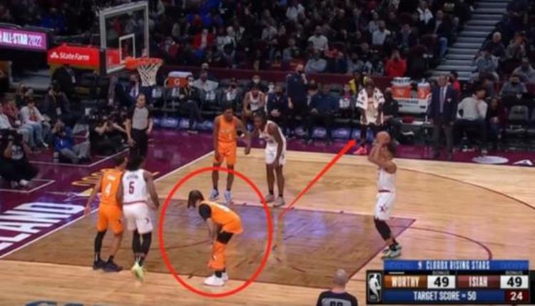 奥尼尔扣篮表情包「史上最水的NBA扣篮大赛谁注意到奥尼尔的表情太真实了啊」