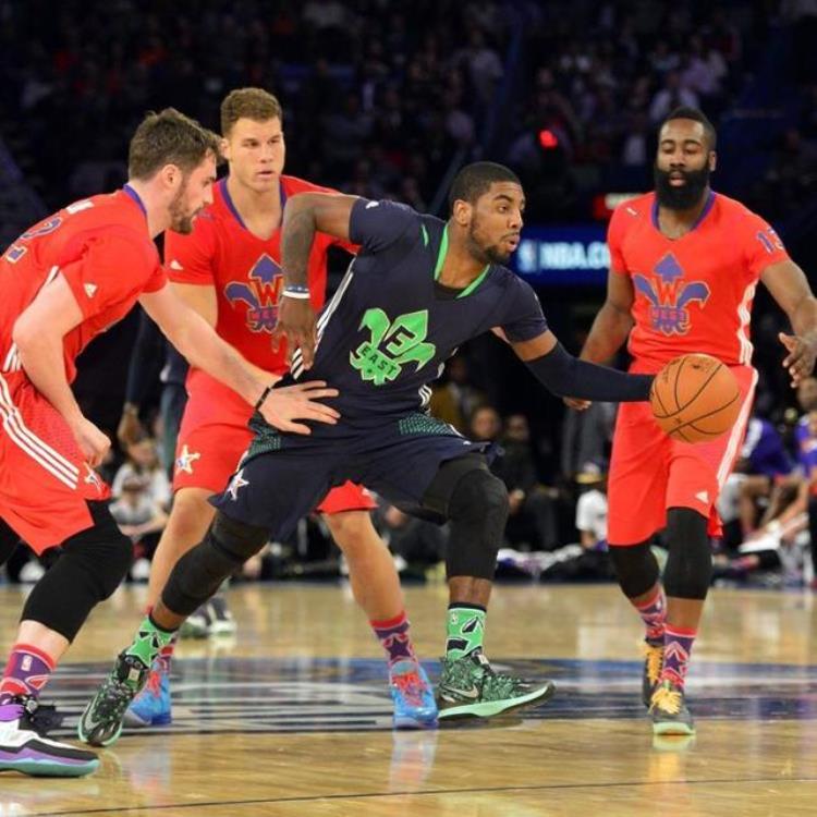nba球员的鞋垫多少钱「NBA球员一套装备价格是多少鞋垫比球鞋还贵几千美金」