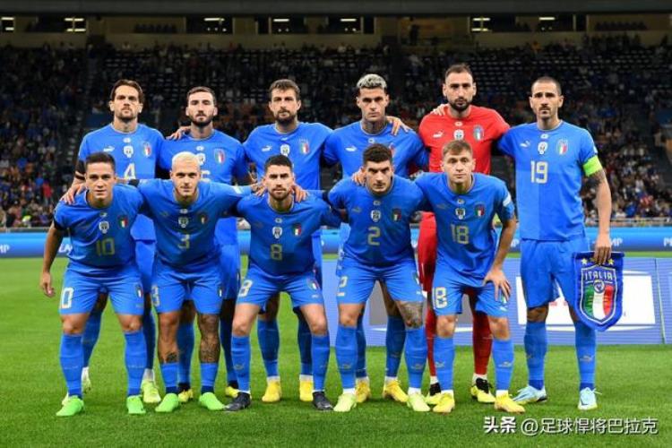 法国队合照2018世界杯「珍藏意大利队历届世界杯欧洲杯全家福照片1990年至今」