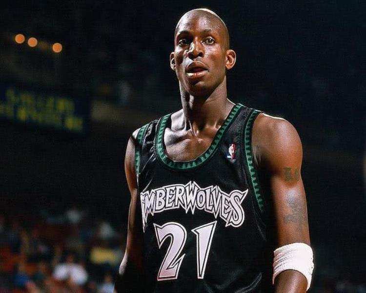nba球衣推荐「深度长文细数有史以来最好的30件NBA球衣」