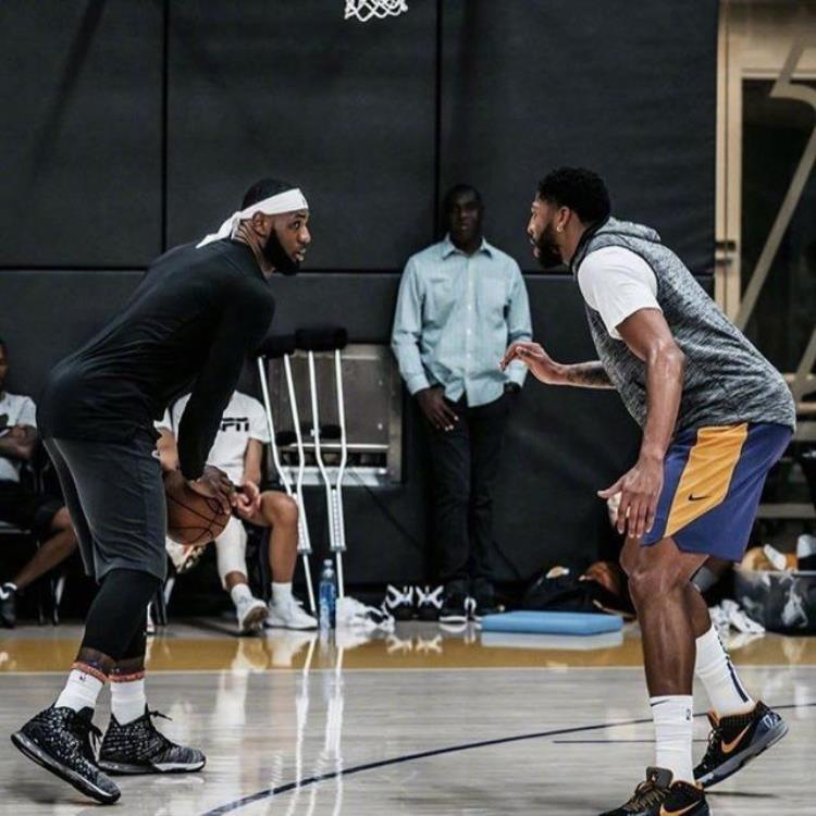 CBA球员宿舍「深度分析为什么CBA球员要集中住宿管理而NBA不用」