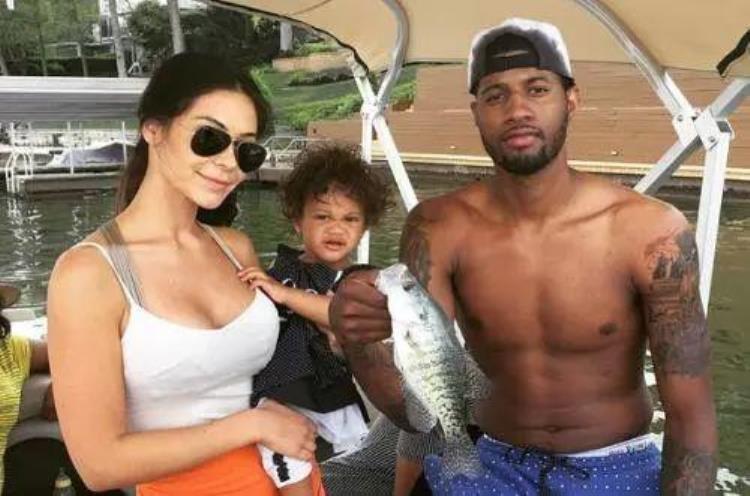 nba球员们在漫长的休赛期里都会做些什么呢「NBA球员们在漫长的休赛期里都会做些什么呢」