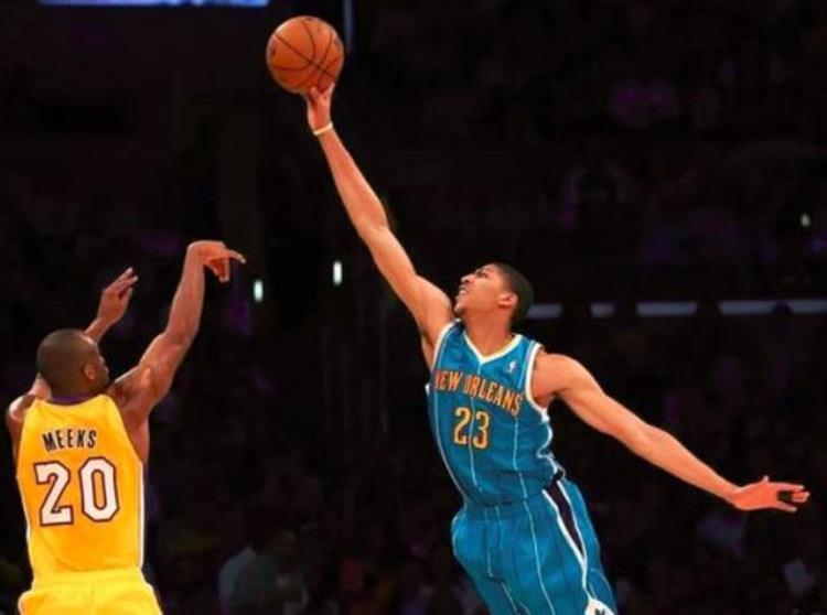 臂长最长的nba球员「现役NBA球星长臂分4个等级伦纳德A级字母哥SS级SSS臂展2米4」