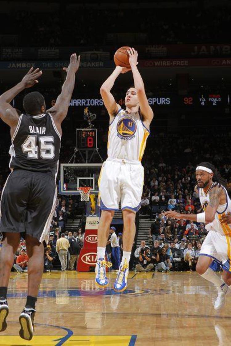 库里nba历史得分榜第几位「NBA历史十大射手库里第一哈登竟未上榜」