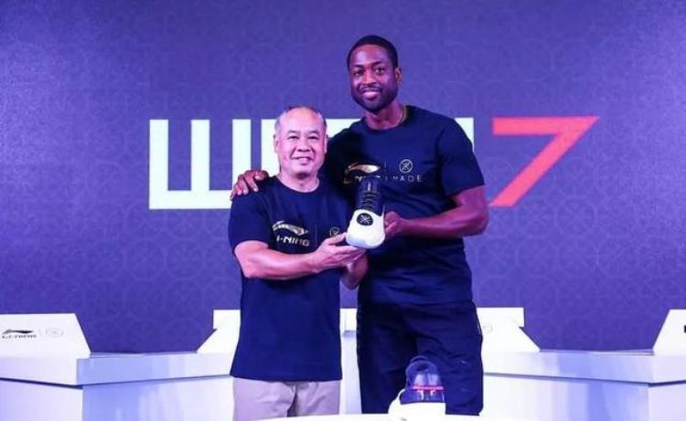 最强nba汤普森值得入手吗「国内品牌签约的NBA球星一览汤普森十年8000万美元性价比最高」