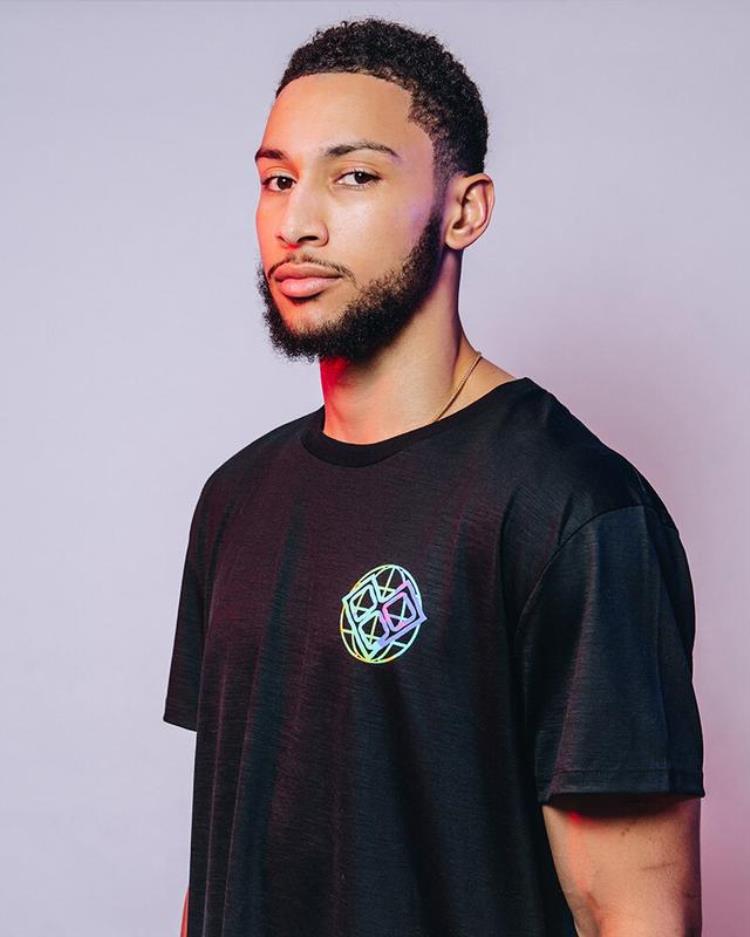 NBA全明星球员BenSimmons与Woolmark携手合作发布首款限量版T恤